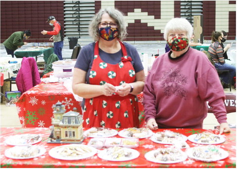 Optimists Sell Cookies At Bazaar