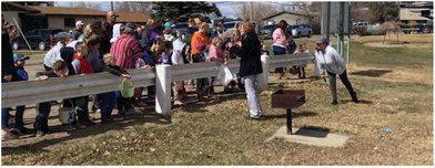 Cottonwood Club Hosts 25th Egg Hunt