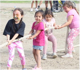 Youngsters Compete At Tug-Of-War Event During Wild West Days