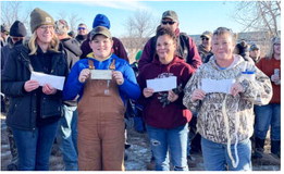 Poplar Holds Annual Ice Fishing Contest