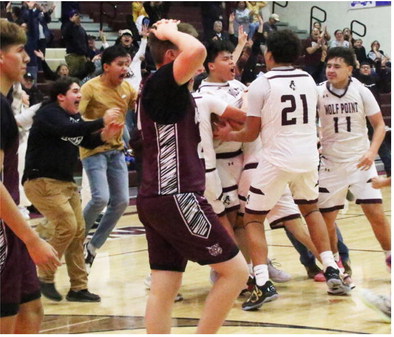 Wolves Win Game At Buzzer  Against Harlem In Overtime